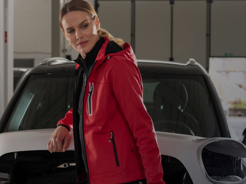 Abbigliamento donna da lavoro
